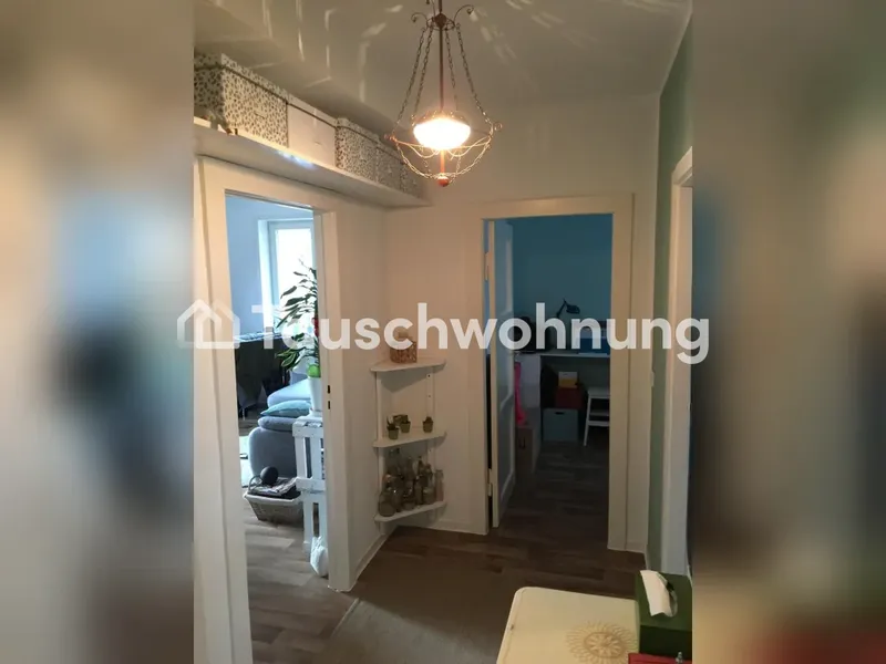 Tauschwohnung: Biete schöne 3 Zimmer Wohnung mit Balkon — photo 1